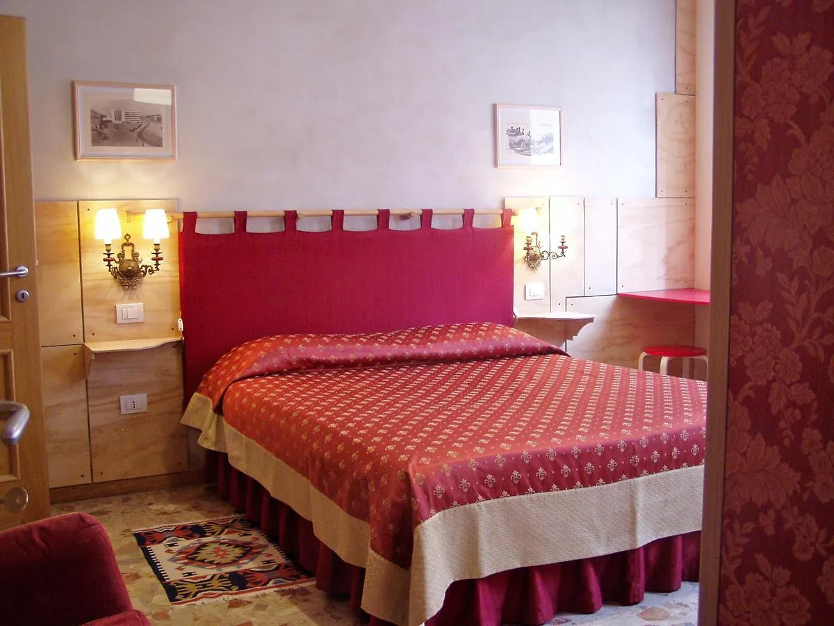 B&B Allo Squero Venise 0*,  Italie